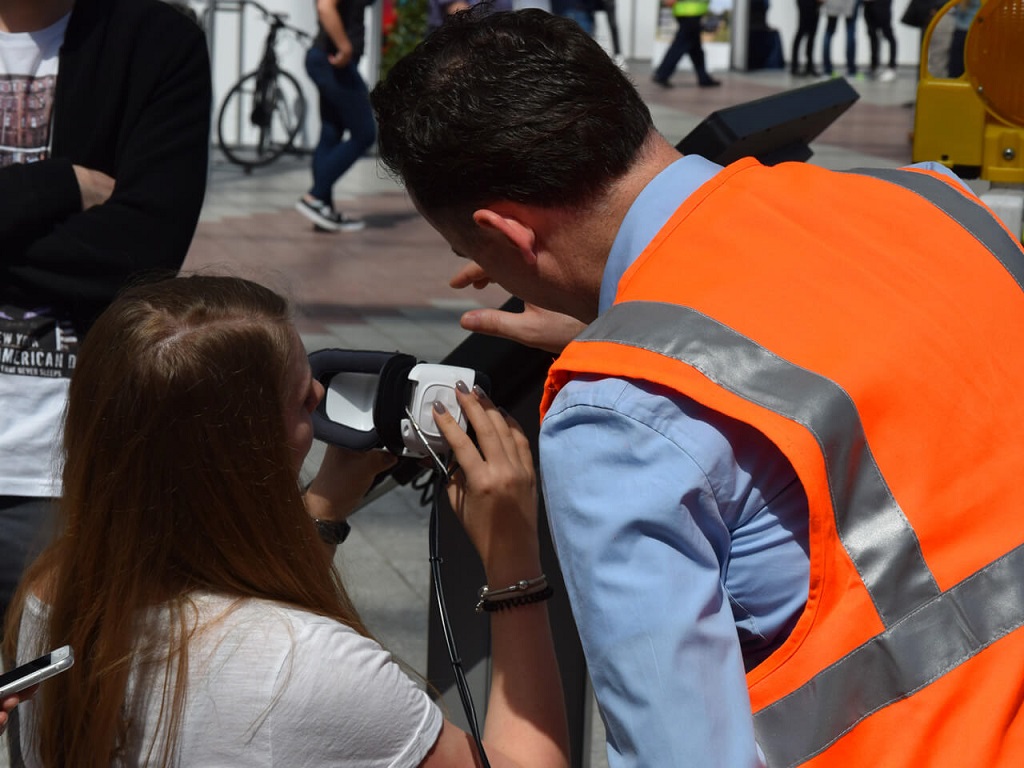 Infostand der 2. Stammstrecke bei der Messe Innovation und Style.